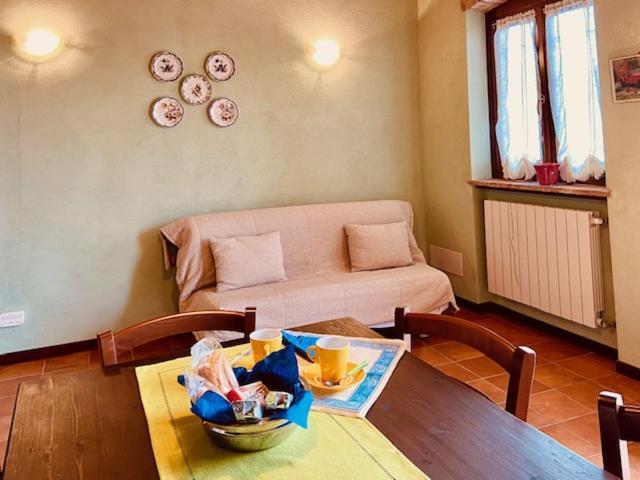 Cascina Stralla Farigliano Exteriör bild