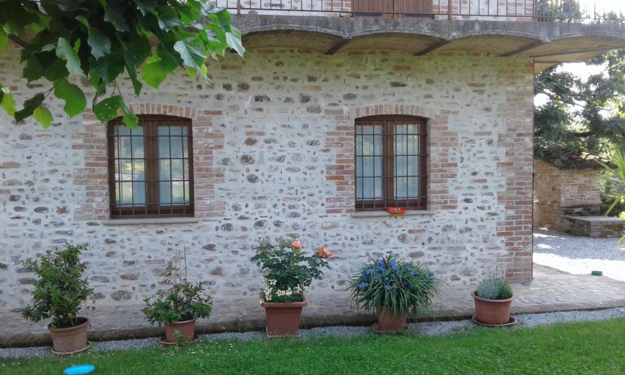 Cascina Stralla Farigliano Exteriör bild